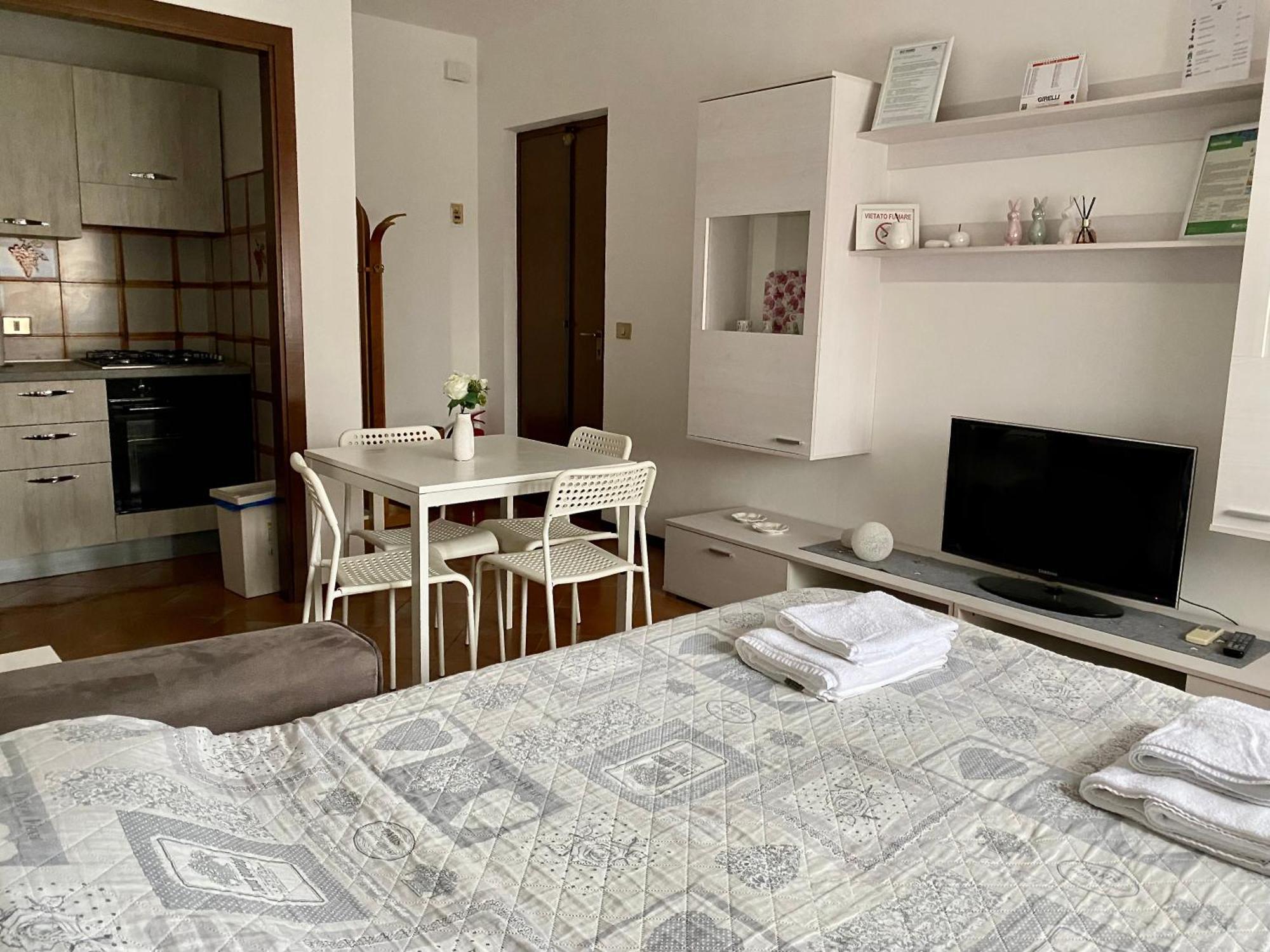 カヴァルカゼッレCasa Gaia- Castelnuovo Del Gardaアパートメント エクステリア 写真