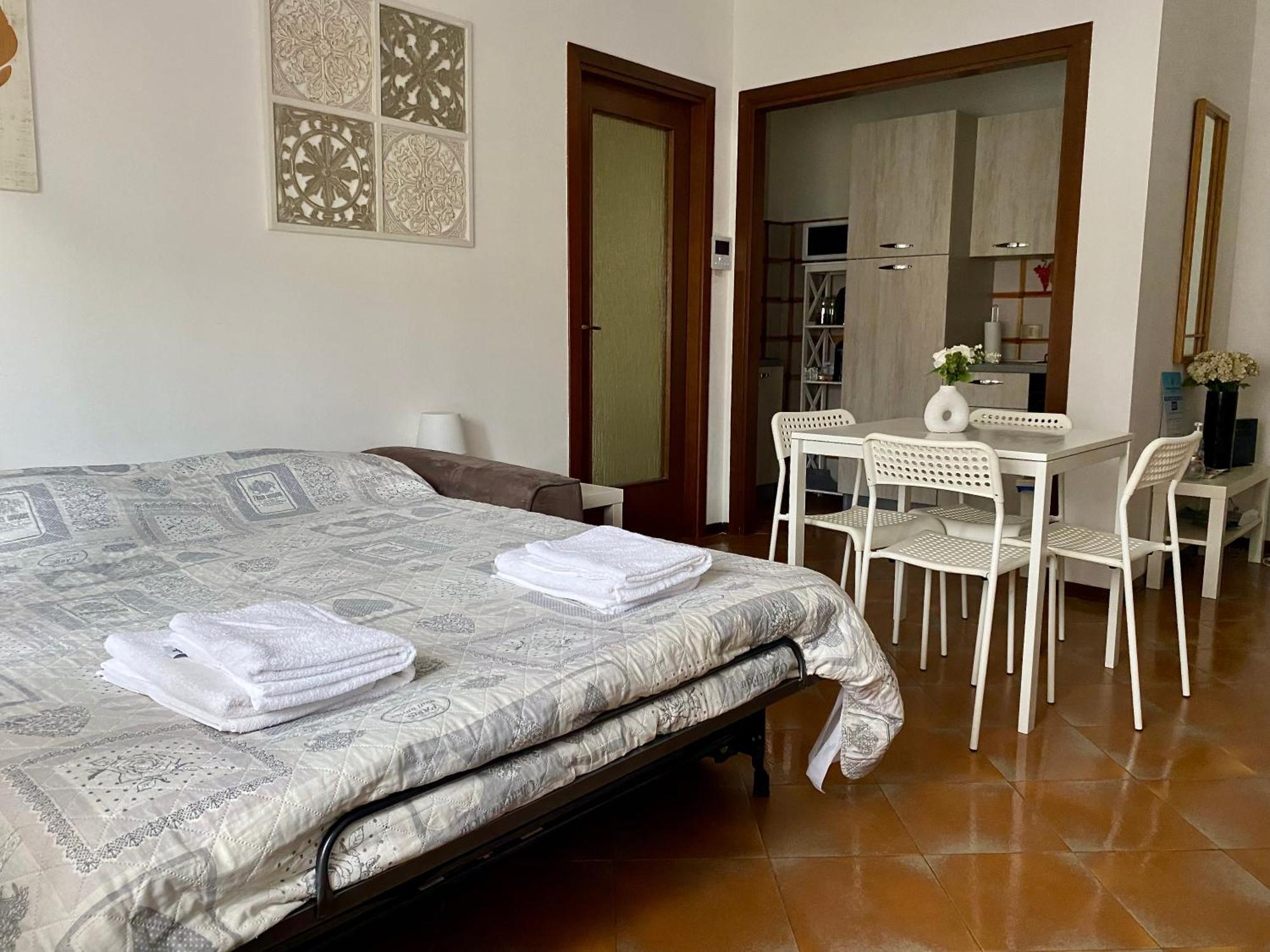 カヴァルカゼッレCasa Gaia- Castelnuovo Del Gardaアパートメント エクステリア 写真